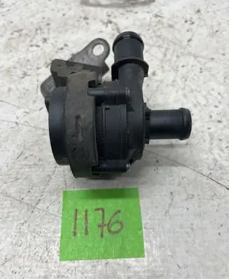 Volkswagen Tiguan Electric auxiliary coolant/water pump 5Q0965567J 155824 12402300206