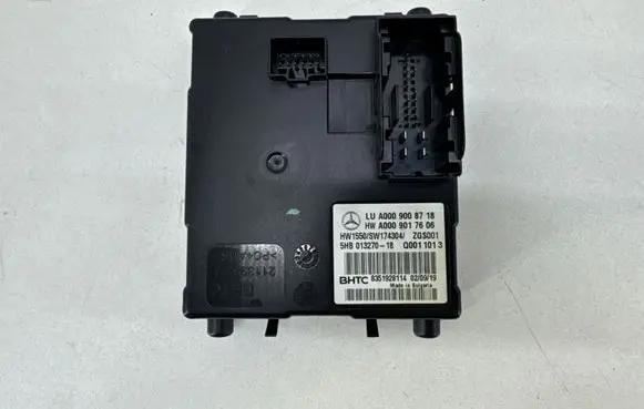 Mercedes-Benz CLS C257 Air conditioning/heating control unit A0009017606