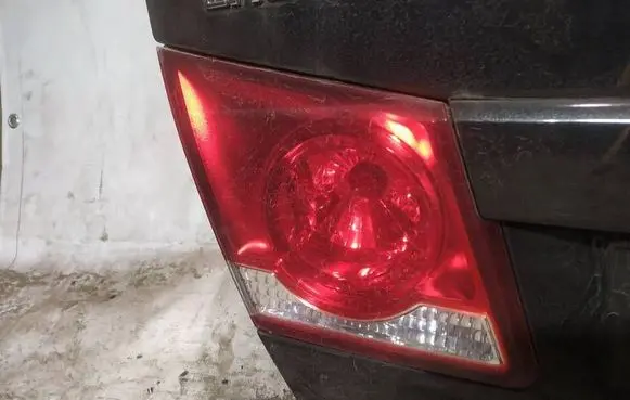 Chevrolet Cruze Tailgate rear/tail lights