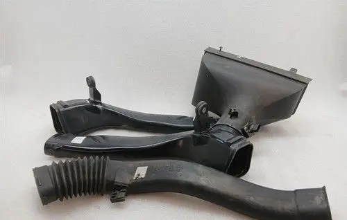 Audi R8 4S Air filter cleaner box bracket assembly 4S0133845E