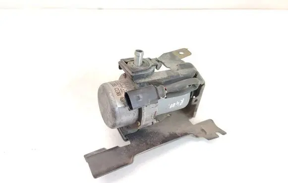 Vacuum pump