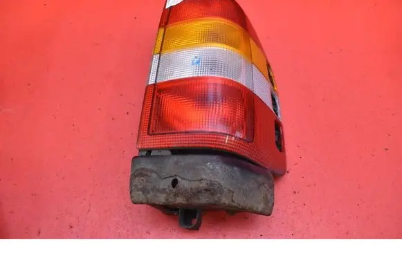 Opel Frontera B Rear/tail lights 