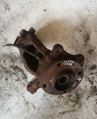 Peugeot 207 Front wheel hub
