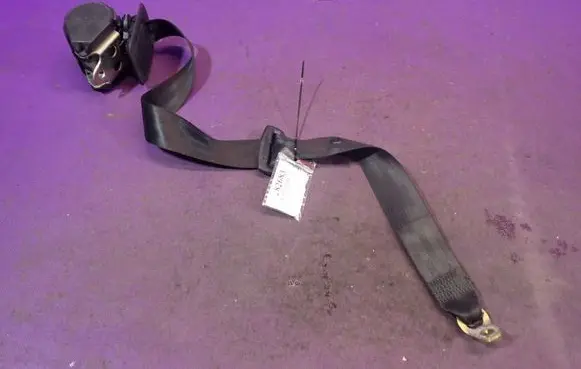 Skoda Superb B5 (3U) Front seatbelt 3B0857807A
