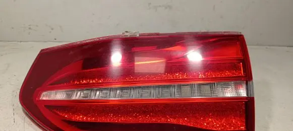Mercedes-Benz E W213 Tailgate rear/tail lights 633000