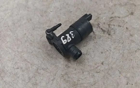 Opel Corsa F Windscreen/windshield washer pump 9825893480