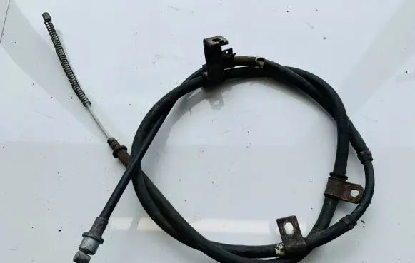 Handbrake/parking brake wiring cable