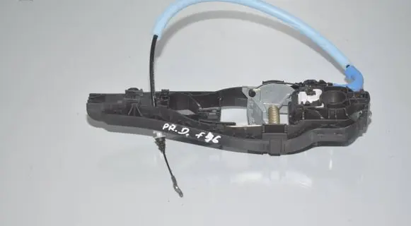 Rear door exterior handle/bracket