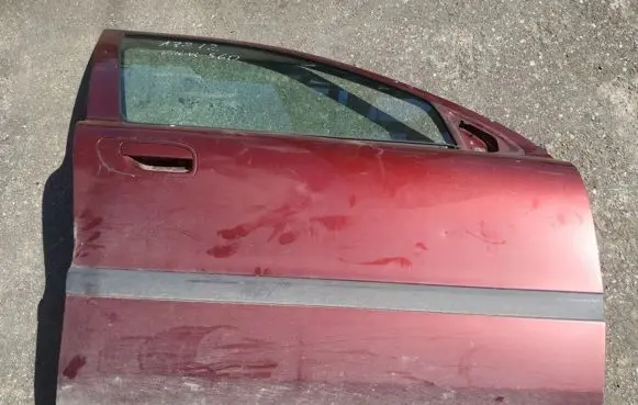 Volvo S60 Front door raudonos