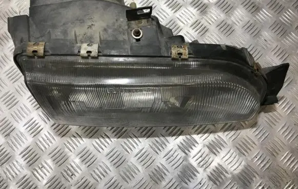 Ford Sierra Headlight/headlamp 87bg13n010aa
