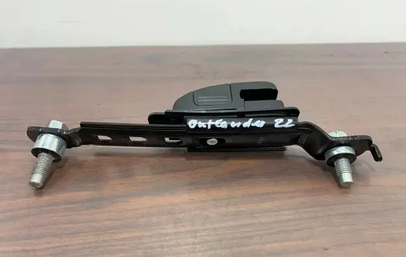 Mitsubishi Outlander IV Seat belt adjustment rail 6096312