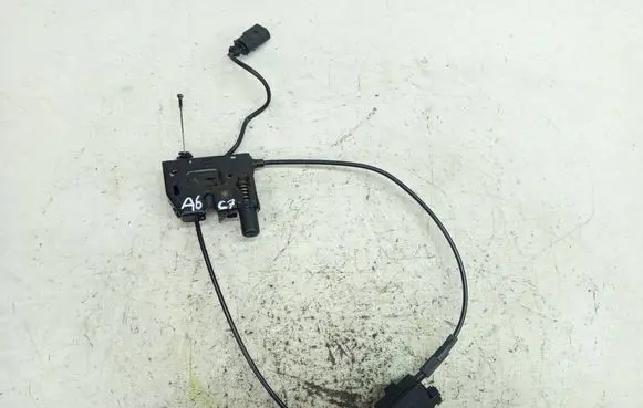 Audi A6 Allroad C7 Engine bonnet/hood lock/catch ZAMEKMASKI