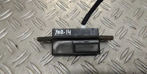 Tailgate opening switch