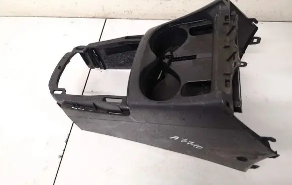 Toyota RAV 4 (XA20) Cup holder 5562542010 55625-42010