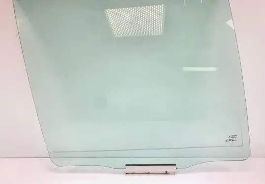 Volvo XC90 Rear door window glass