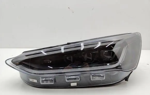Ford Focus Headlight/headlamp 