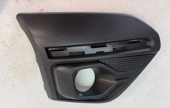 Dacia Sandero III Front fog light trim/grill EABM261A29 261A20172R