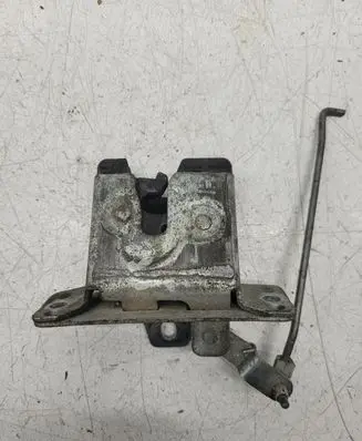 Loading door lock