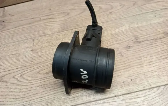 Volkswagen Golf IV Mass air flow meter 0280218002