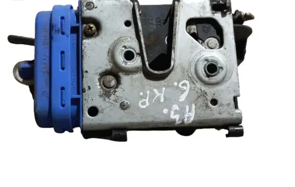 Audi A3 S3 8L Rear door lock 4A0839015D