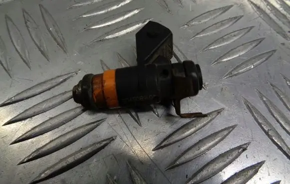 Renault Thalia I Fuel injectors set H029611