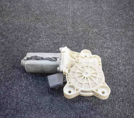 Mercedes-Benz CLC CL203 Front door window regulator motor A2118201842
