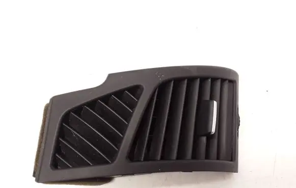 BMW 1 E81 E87 Dashboard side air vent grill/cover trim 7059188