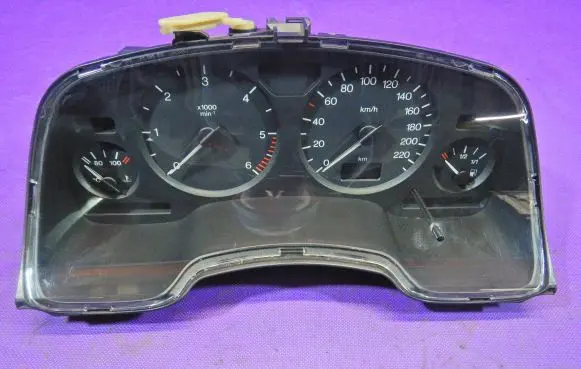 Opel Zafira A Speedometer (instrument cluster) 09228757EJ