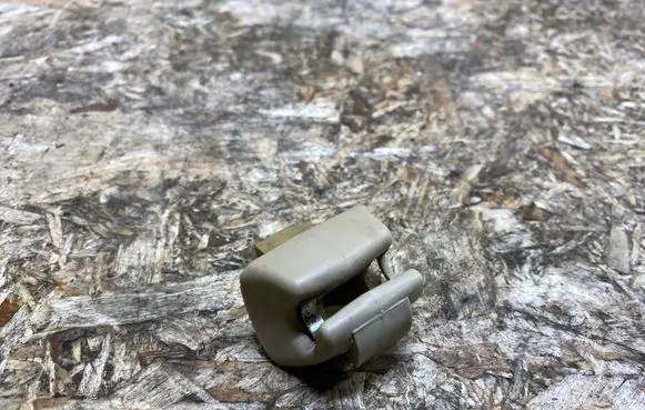 Mercedes-Benz SL R129 Sun visor clip/hook/bracket 