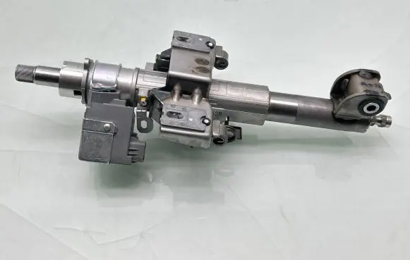 Steering wheel axle set
