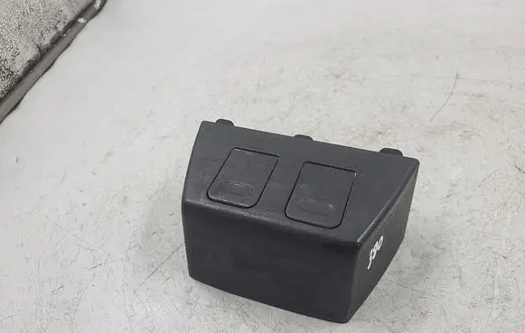BMW 3 E46 12 V Socket (rear) 8269443