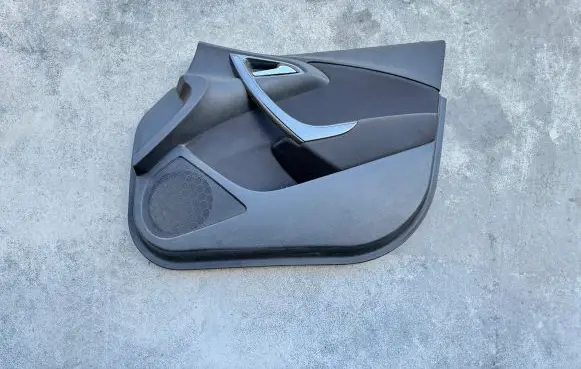 Opel Astra J Front door card panel trim 13378968