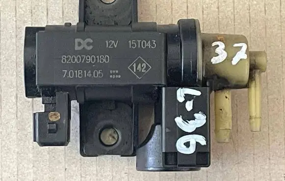 Renault Trafic III (X82) Turbo solenoid valve 8200790180 70181405 15T043