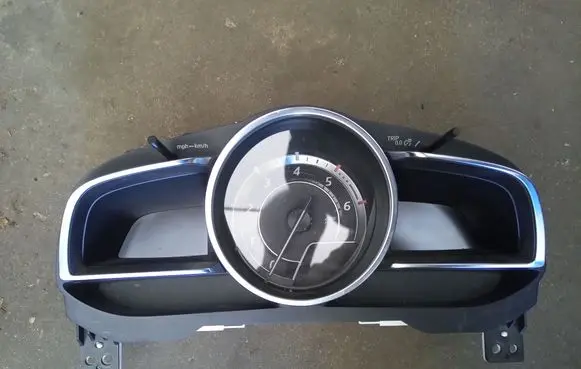 Mazda CX-3 Speedometer (instrument cluster) BJE155430