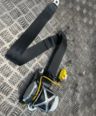 Volkswagen Tiguan Front seatbelt 5N2857705A YD423053105 6570T
