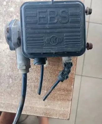 Volvo C30 Brake power pressure regulator 21122037
