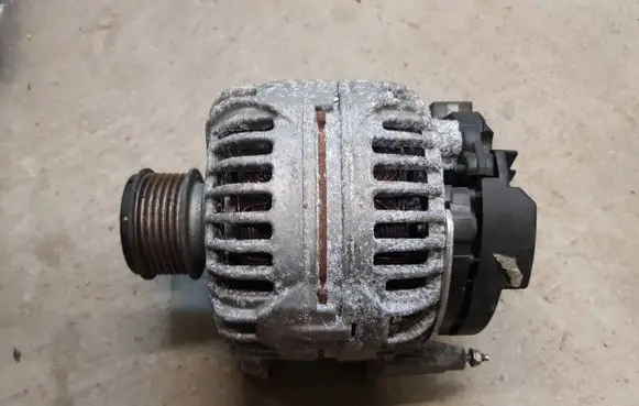 Volkswagen Eos Generator/alternator 06F903023F 0124525091