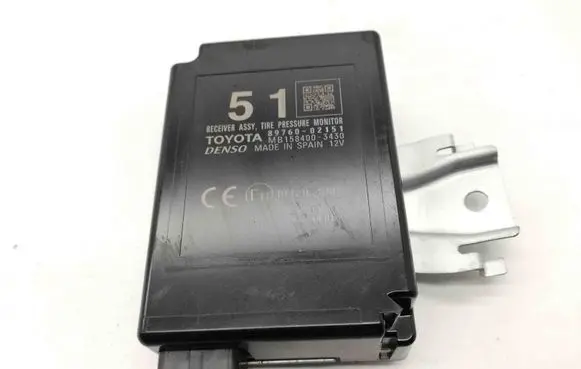 Toyota Auris E180 Other devices 8976002151