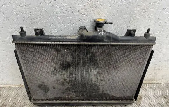 Nissan Juke I F15 Coolant radiator a7530000