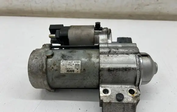 BMW 3 G20 G21 Starter motor 8687064