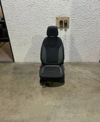 Opel Crossland X Front driver seat 