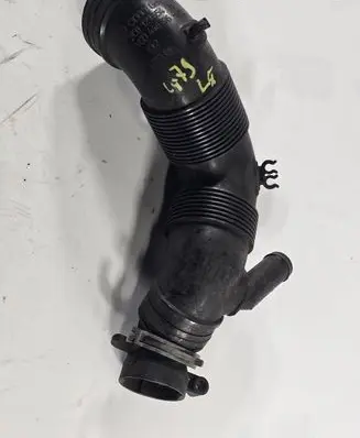 Audi A3 S3 8P Air intake hose/pipe 3C0129654M
