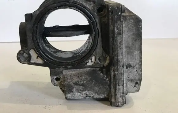 Volkswagen Touran I Throttle valve 408240121009 03G128063