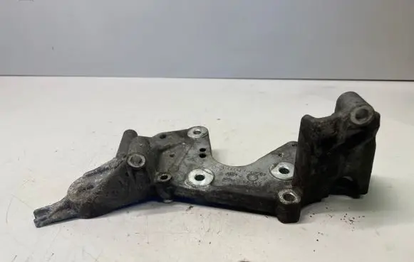 Audi A5 8T 8F Fuel pump bracket 059130147P