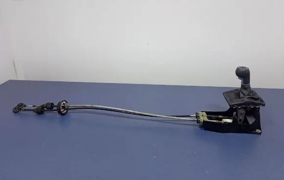 Opel Astra H Gear shift rod 055351706