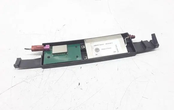 Volkswagen Phaeton Aerial antenna amplifier 3D0035507H