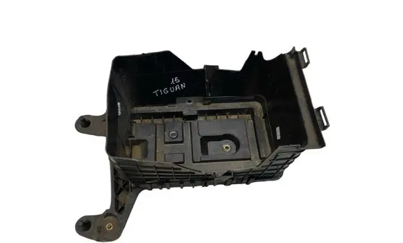 Volkswagen Tiguan Battery box tray 1K0915325B 1K0915333