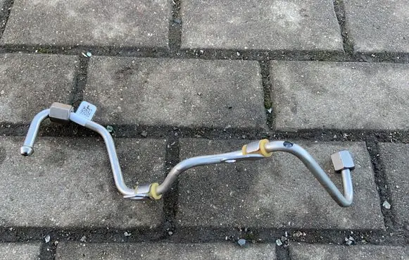 Ford Edge II Fuel line pipe EJ7E9J323CB D98QJ18143 EJ7E9J323
