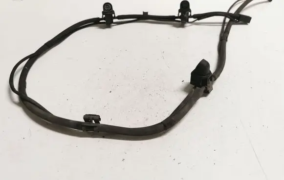 Mercedes-Benz E C207 W207 Windshield washer spray nozzle 