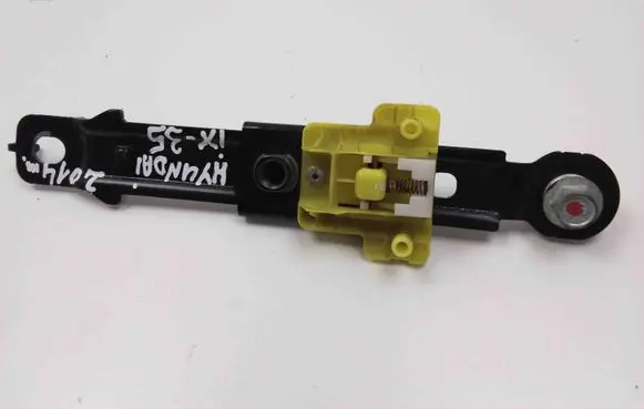 Hyundai ix35 Seat belt adjustment motor HSS40418R20756